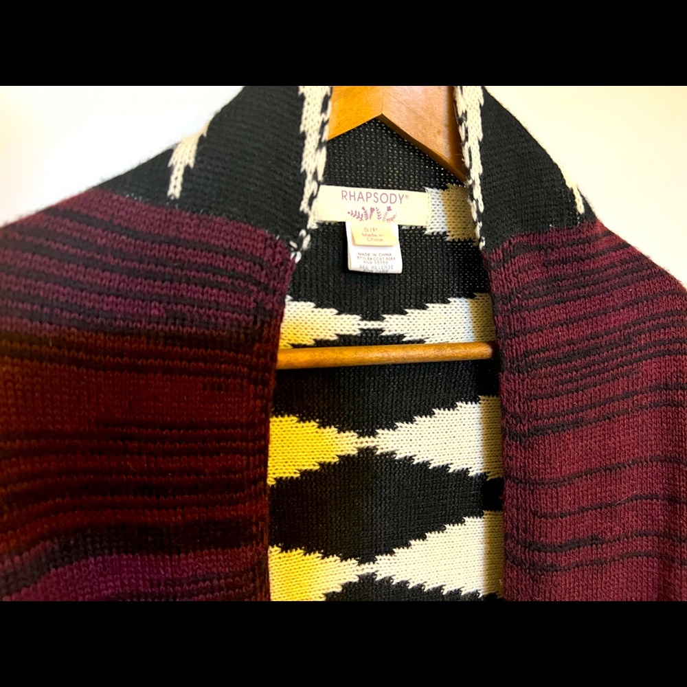 Aztec Style Thick Cardigan - Picture 2 of 2